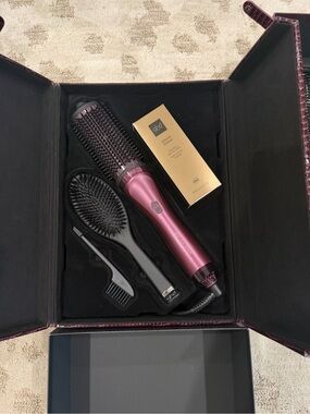 ghd Metallic Pink Hot Air Brush Styler with Brush & Comb